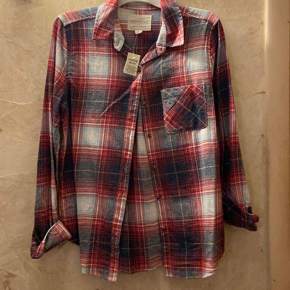 Brand new Aeropostal flannel. Colorful and comfy!